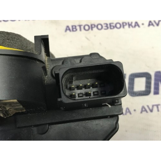 Замок задней левой двери Opel Insignia HB 2008-2017 13579555
